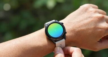 wrist position enhances accuracy